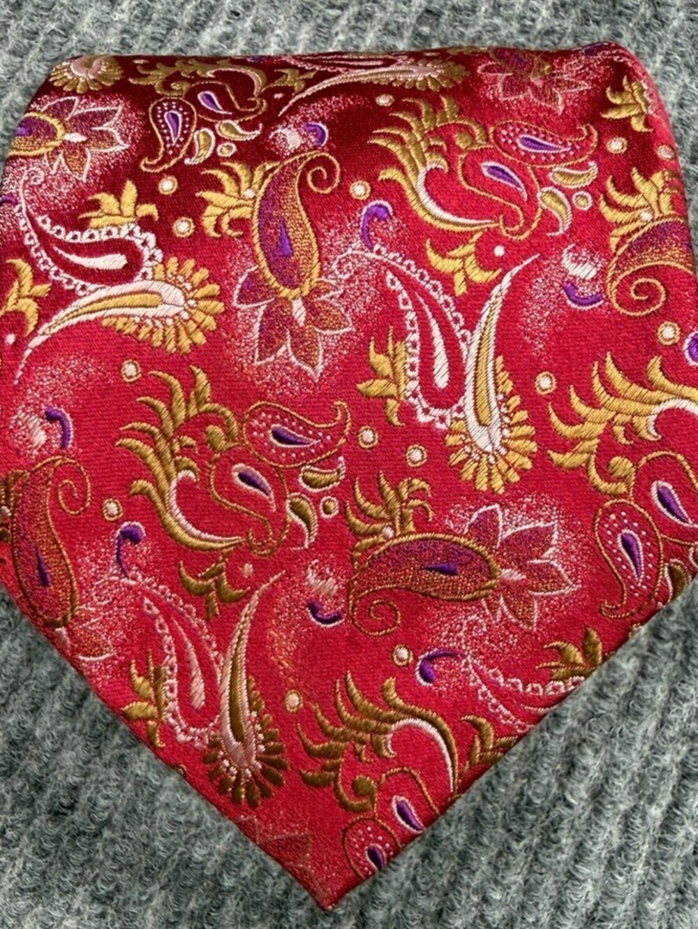 David Donahue Luxury Tie Red Floral Paisley Handmade Woven 100% Silk Italy USA
